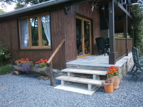 Le Chalet Pré de la Fontaine Chalet in Wallonia, Belgium
