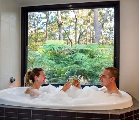 People, Hot Tub, Spa and wellness centre/facilities, Bath