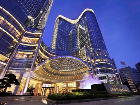 Sofitel Guangzhou Sunrich hotel in Guangzhou