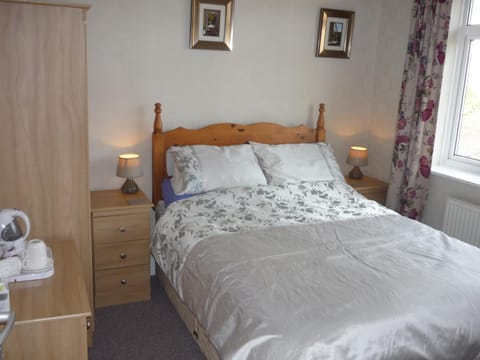 De La Warr Guest House Bed and Breakfast in Bexhill