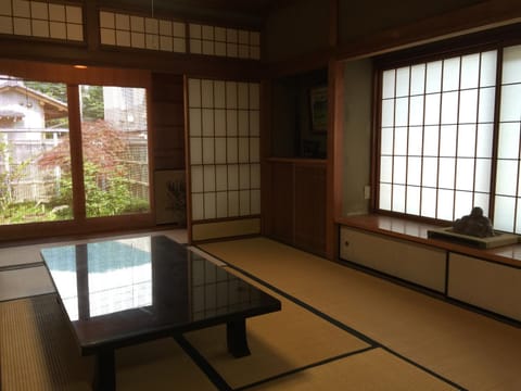 Hakusan Japanese-Style House Maison in Kanazawa