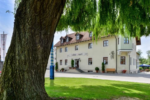 Property building, Garden