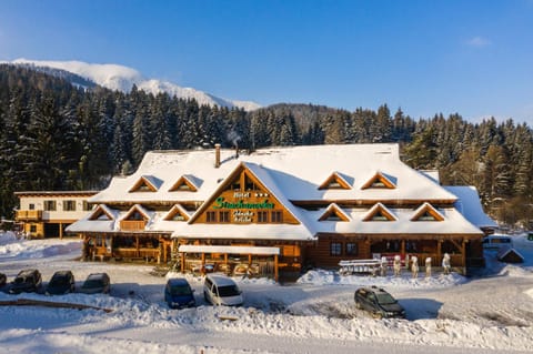 Property building, Bird's eye view, Winter, On site