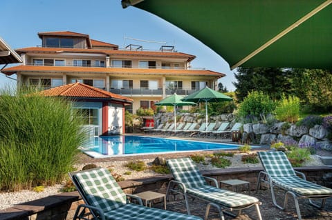 Garden, Pool view, Swimming pool