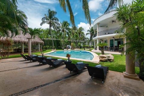 Villa Palmeras Hotel in Cancun