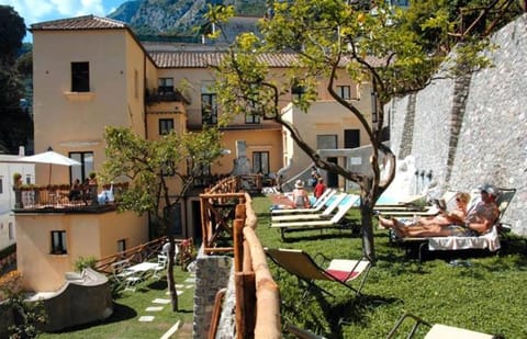 Cartiera Apartment with Pool by AMALFIVACATION Condominio in Amalfi