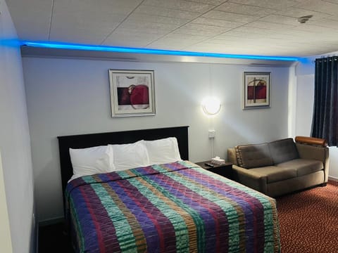 Lively Inn and Suites - Sudbury Hotel in Sudbury