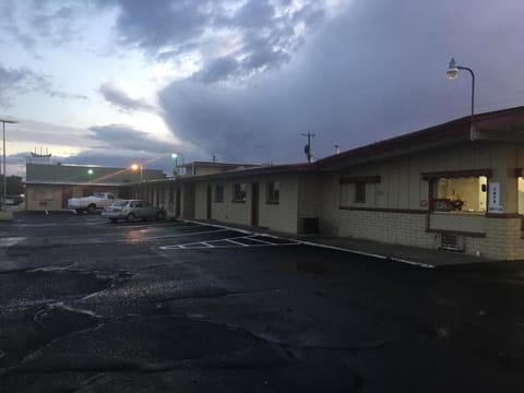 Oregon Trail Motel Motel in Ontario
