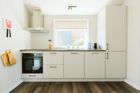 Dorpsweg 9 - Ouddorp House in Ouddorp