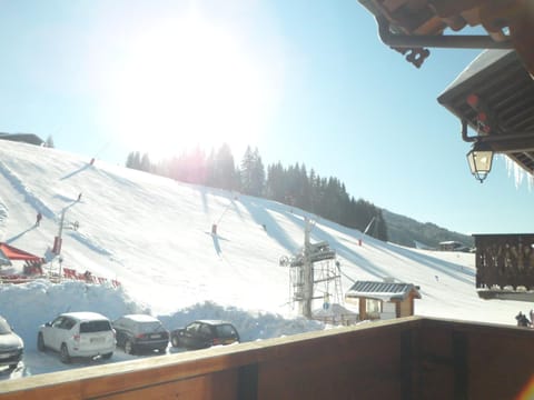 Skiing, Mountain view