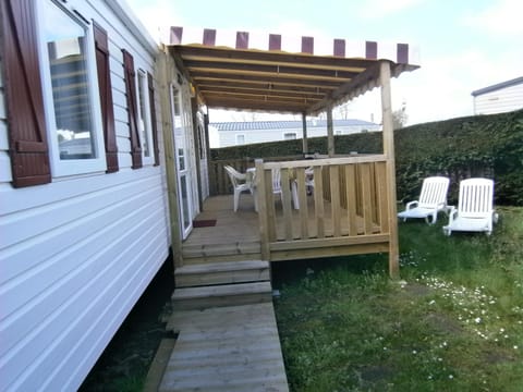 Mobilhome Appolon Campground/ 
RV Resort in Les Mathes
