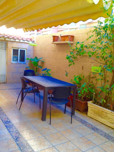 Patio, Balcony/Terrace