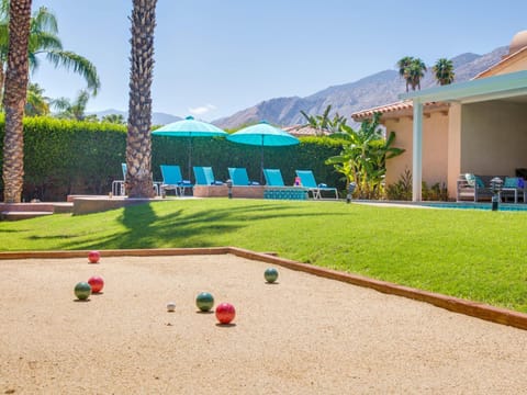 Lions Gate Estate House in Palm Springs