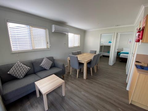 Christies Beach Tourist Park Campingplatz /
Wohnmobil-Resort in Adelaide
