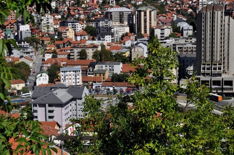 Off site, Neighbourhood, City view