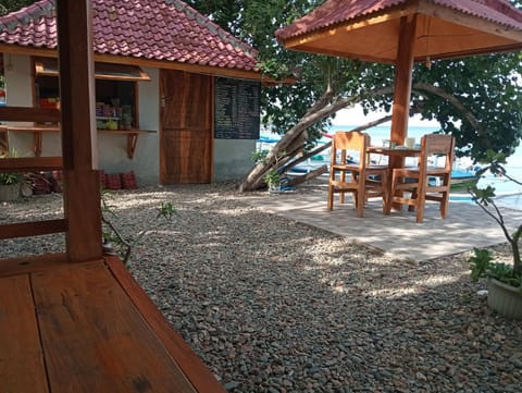 Pelangi Homestay Bungalow Gili gede Urlaubsunterkunft in Central Sekotong