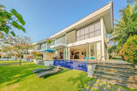 Ocean Sunny Villas Da Nang Chalet in Hoa Hai