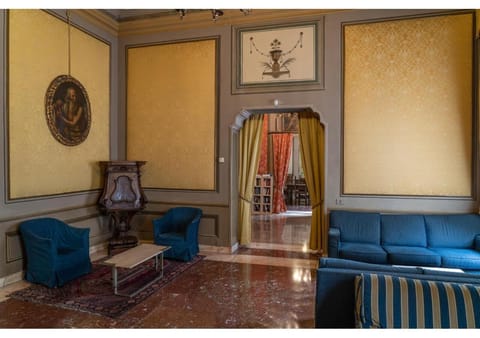 Lobby or reception, Lounge or bar