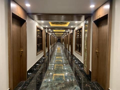Royal Galaxy Residence & Hotel Apartments - Near to Islamabad International Airport & Motorway Chambre d’hôte in Islamabad