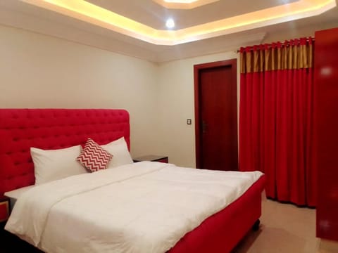 Royal Galaxy Residence & Hotel Apartments - Near to Islamabad International Airport & Motorway Bed and Breakfast in Islamabad