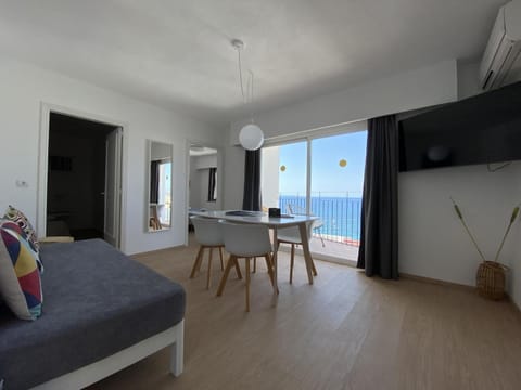 Hotel Cenit & Apts. Sol y Viento Apartment hotel in Ibiza