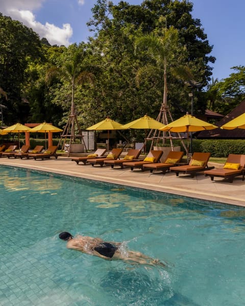 Swimming pool, Swimming pool