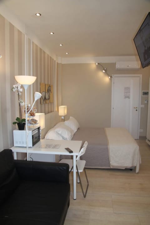 B&B Pescara Centro Luxury Suite Bed and Breakfast in Pescara