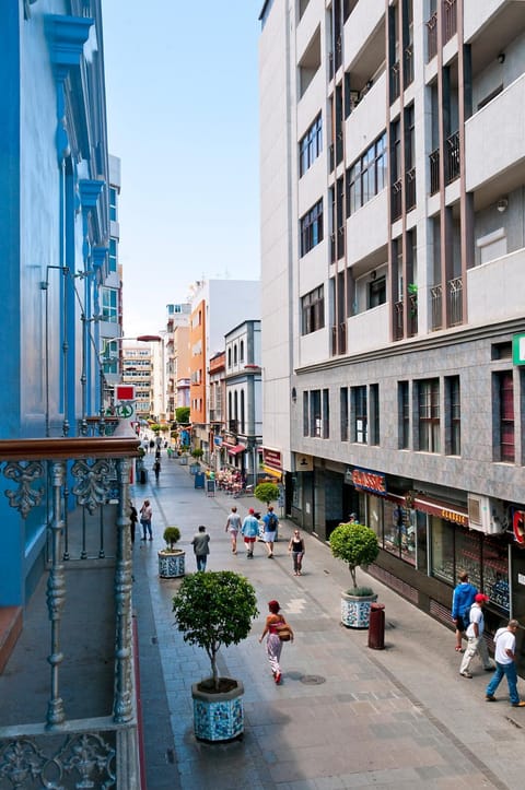 Neighbourhood, View (from property/room), City view, Street view, Area and facilities