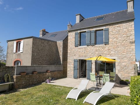 Holiday Home Ty Angèle by Interhome House in Finistere