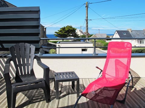 Holiday Home Tal ar Mor - PLC241 by Interhome Maison in Finistere