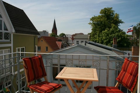 View (from property/room), Balcony/Terrace