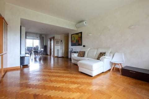 FieraMilano 3BR Apartment Apartment in Milan