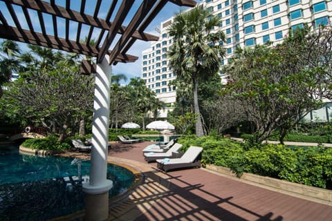 Rama Gardens Hotel Bangkok - SHA Plus Certified Hôtel in Bangkok