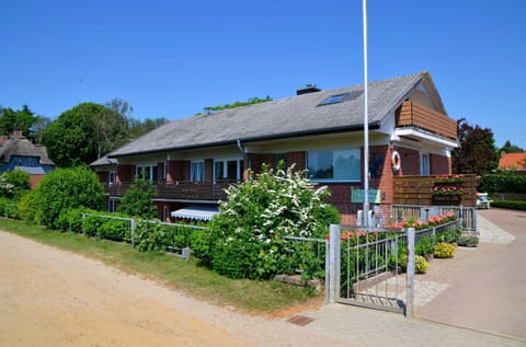 Ferienhaus Petersen Apartment in Nordfriesland