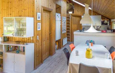 Nice Home In Strandby With Kitchen House in Frederikshavn