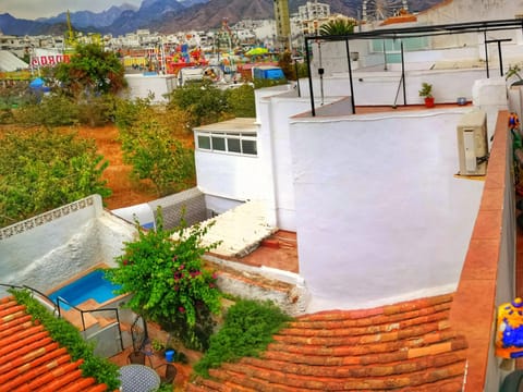 City view, Mountain view, Pool view