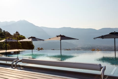 Natural landscape, Mountain view, Pool view, Swimming pool, sunbed