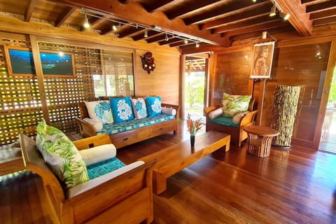 Fare Makana Casa in Moorea-Maiao