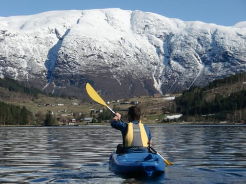 Spring, Natural landscape, Activities, Canoeing