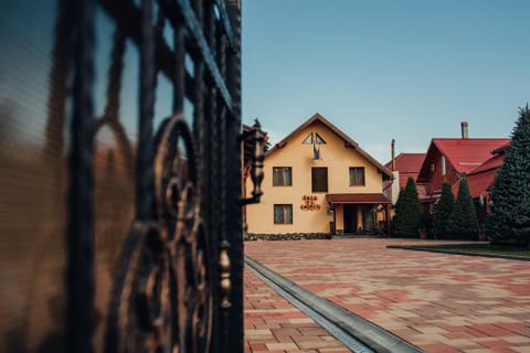 Casa de Oaspeti la Bilbor Villa in Romania