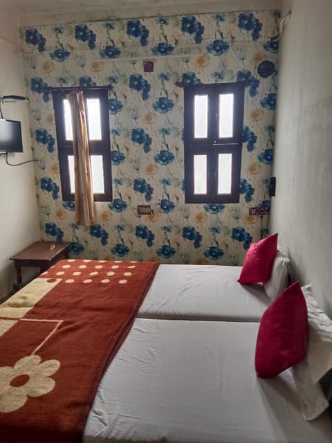 Hotel Shubham Hotel in Udaipur