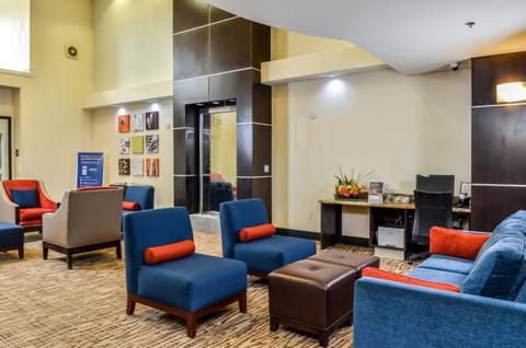 Comfort Suites Hotel in Turlock
