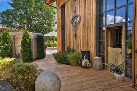 Property building, Garden view