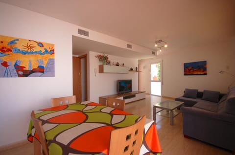 Lets Holidays Big Terrace House and 2 Parking House in Tossa de Mar