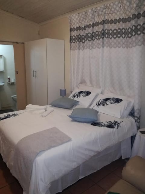 MulMas Guest House Bed and Breakfast in Pretoria
