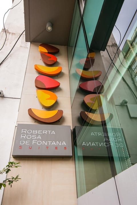 Roberta Rosa De Fontana Suites Hotel in Rosario