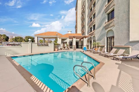 Pool view, Swimming pool