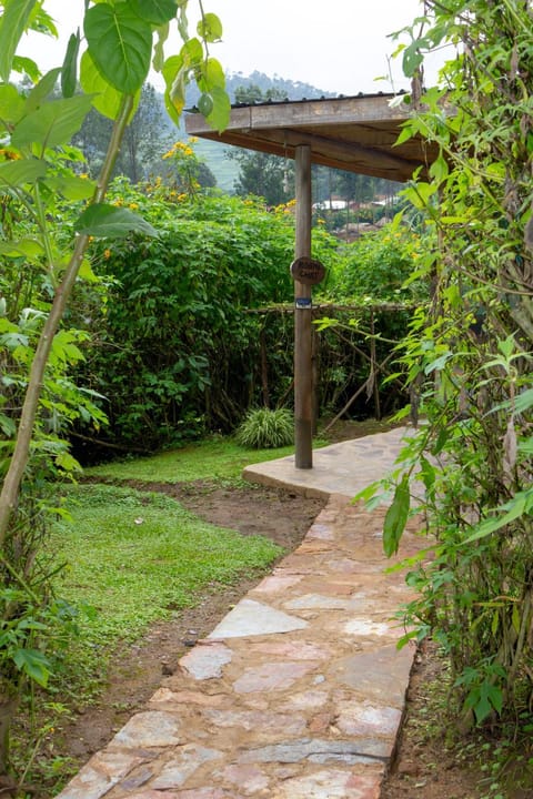 Karungi Camp Lodge nature in Uganda