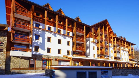 Résidence Néméa L'Aigle Bleu Apartment hotel in Briançon