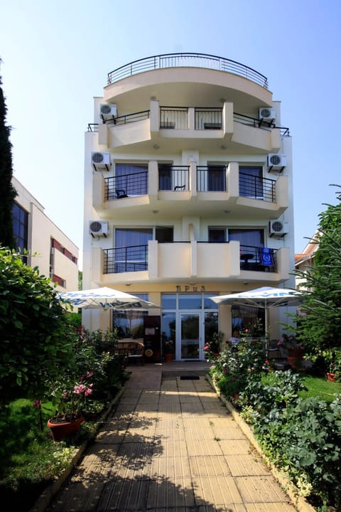 Facade/entrance, Garden, Balcony/Terrace, Lobby or reception, Garden view, Sea view, Street view